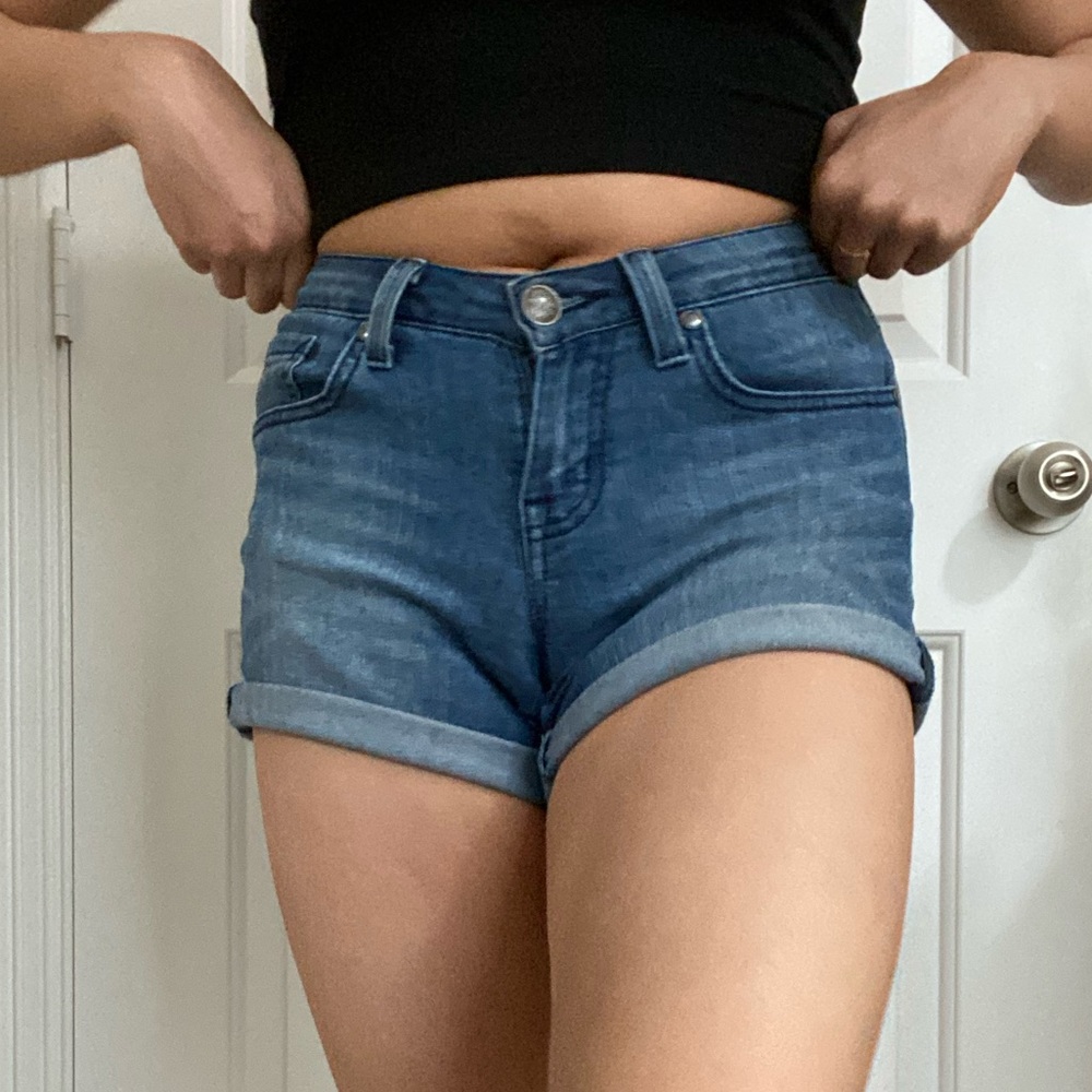 Rolled Hem Denim Shorts!